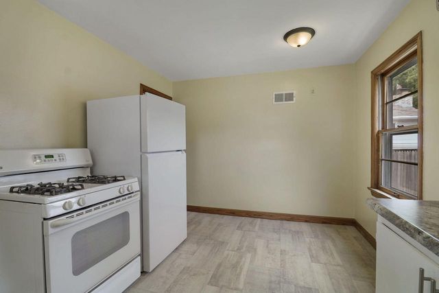 5237 35th AVENUE, Kenosha, WI 53144