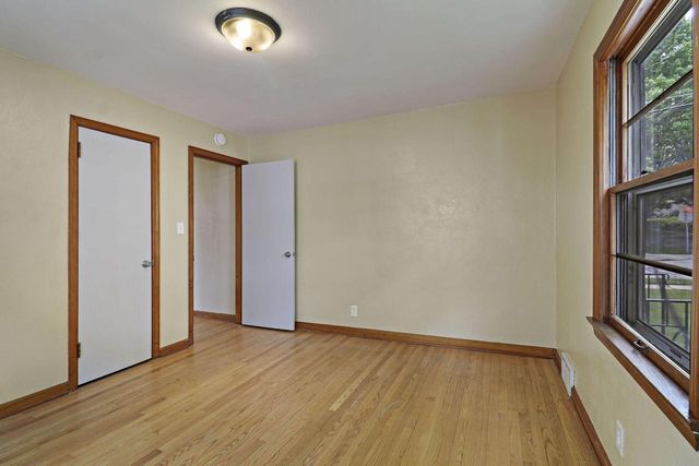 5237 35th AVENUE, Kenosha, WI 53144