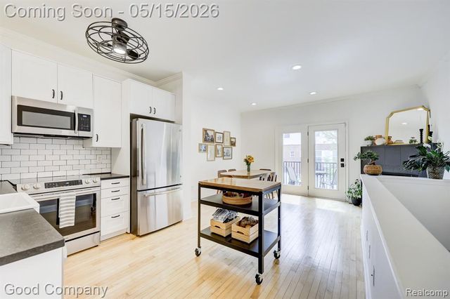 291 E Palmer Street 12, Detroit, MI 48202