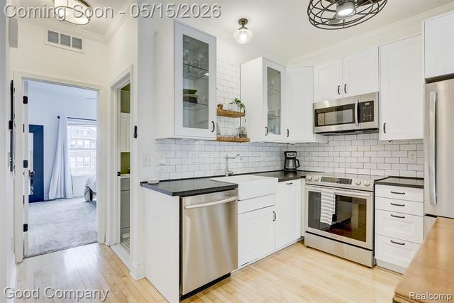 291 E Palmer Street 12, Detroit, MI 48202