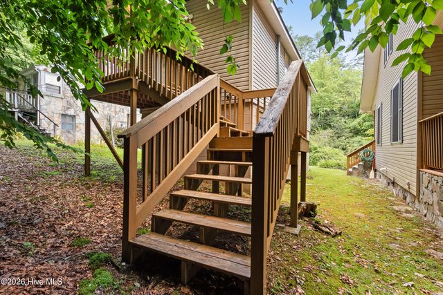 95 Cherokee Avenue, Andrews, NC 28901