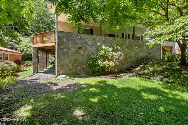 95 Cherokee Avenue, Andrews, NC 28901