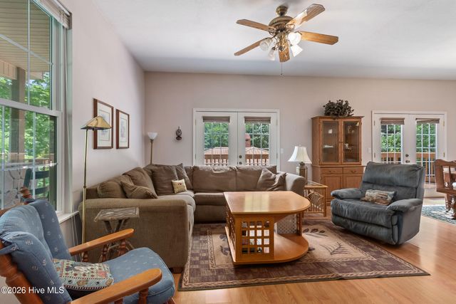 95 Cherokee Avenue, Andrews, NC 28901