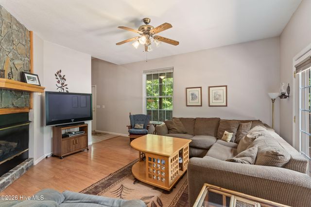 95 Cherokee Avenue, Andrews, NC 28901