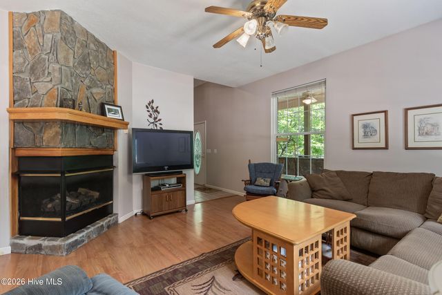 95 Cherokee Avenue, Andrews, NC 28901
