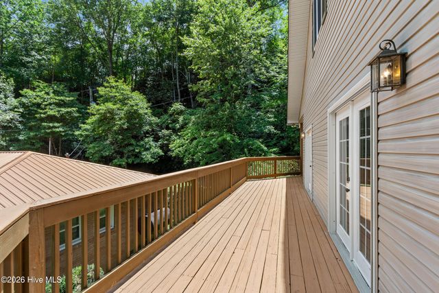 95 Cherokee Avenue, Andrews, NC 28901