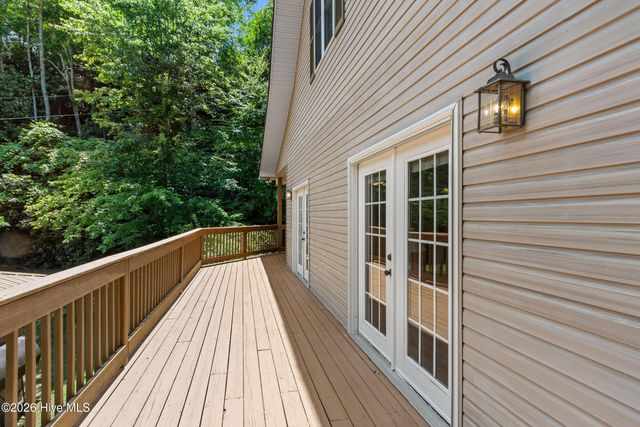 95 Cherokee Avenue, Andrews, NC 28901