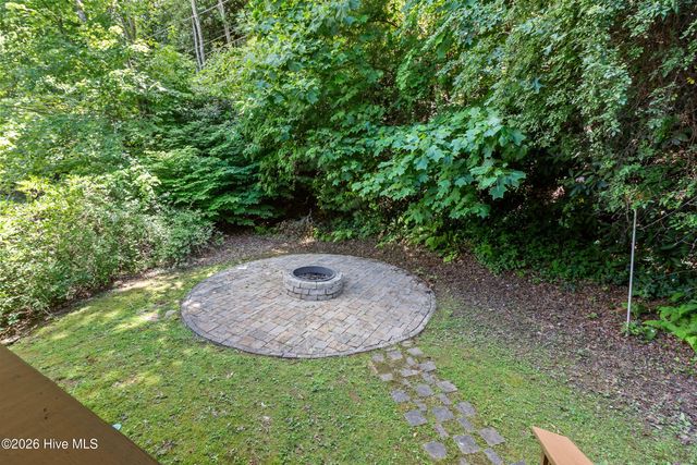 95 Cherokee Avenue, Andrews, NC 28901