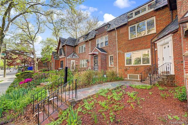 93-07 69th Avenue, Forest Hills, NY 11375