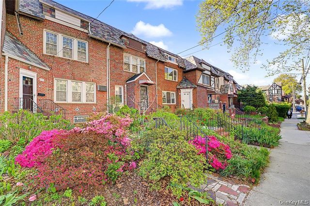 93-07 69th Avenue, Forest Hills, NY 11375