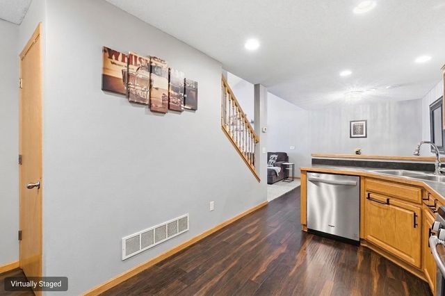 17152 Eastwood Avenue 156, Lakeville, MN 55024