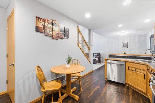 17152 Eastwood Avenue 156, Lakeville, MN 55024