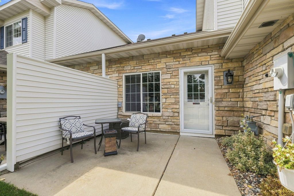 17152 Eastwood Avenue 156, Lakeville, MN 55024 — photo 4