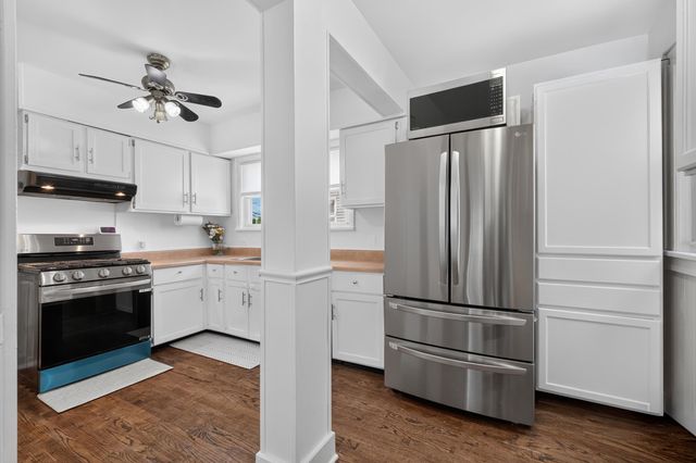38 SHADYSIDE AVE, Dumont, NJ 07628
