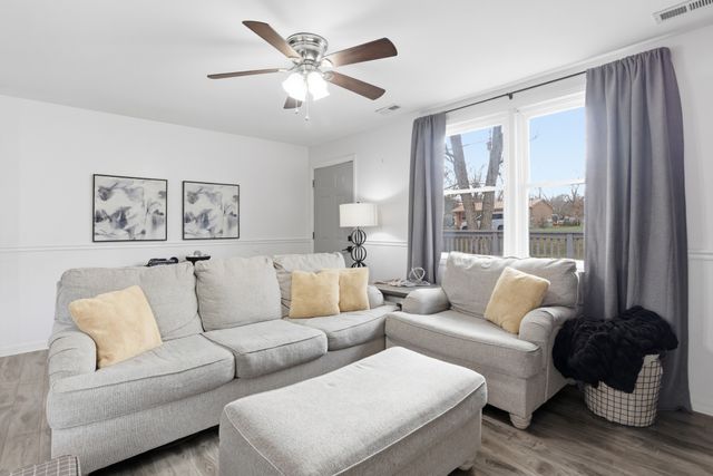 111 Amber Lynn Cir, Columbia, TN 38401