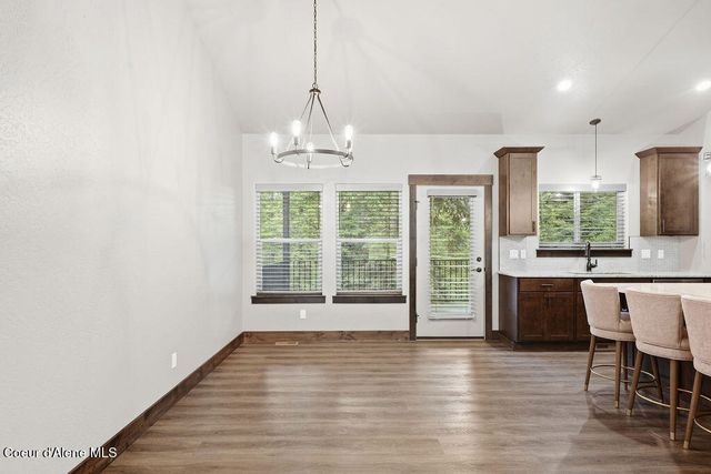 11614 N Waterford LOOP, Hauser, ID 83854