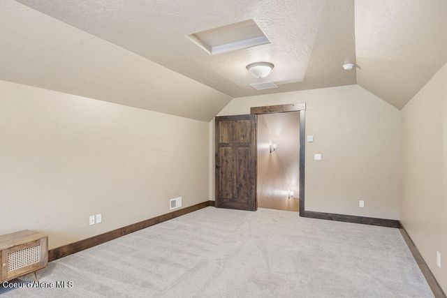 11614 N Waterford LOOP, Hauser, ID 83854