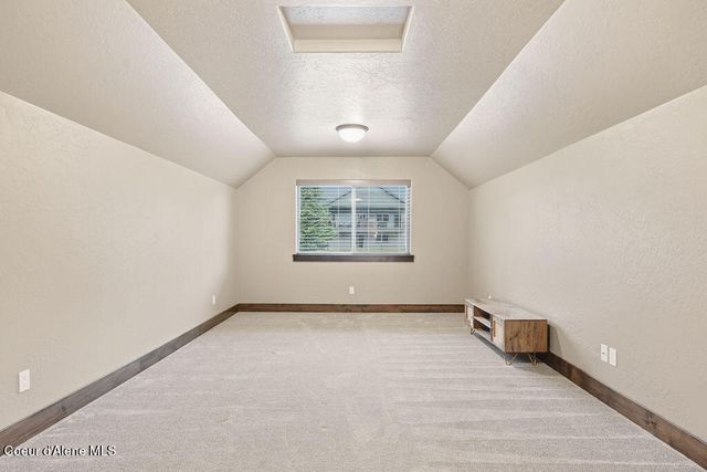 11614 N Waterford LOOP, Hauser, ID 83854