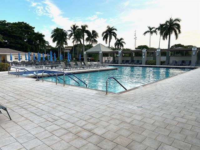 2613 Nassau Bend C2, Coconut Creek, FL 33066