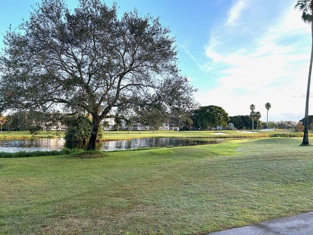 2613 Nassau Bend C2, Coconut Creek, FL 33066