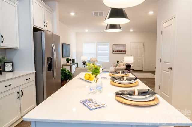 3106 Elemare Street, Charlotte, NC 28208