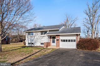 435 CHESTERFIELD DR, Downingtown, PA 19335