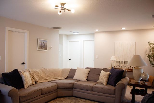 250 Lonely Oak St, Yuba City, CA 95991