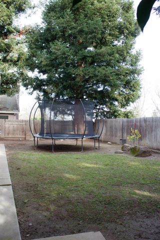 250 Lonely Oak St, Yuba City, CA 95991