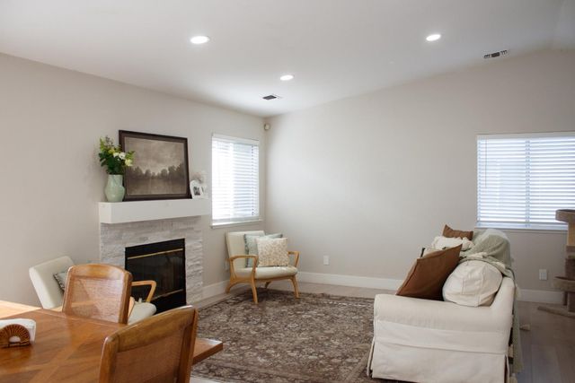 250 Lonely Oak St, Yuba City, CA 95991