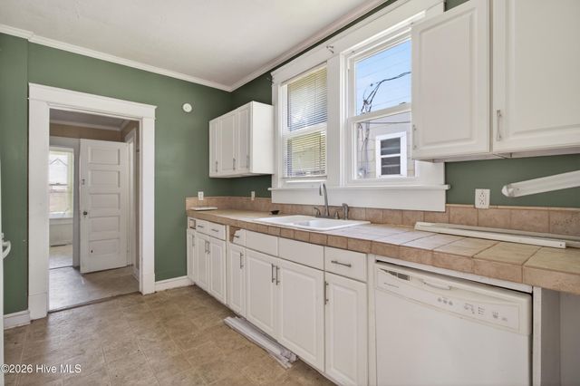 915 N Road Street, Elizabeth City, NC 27909