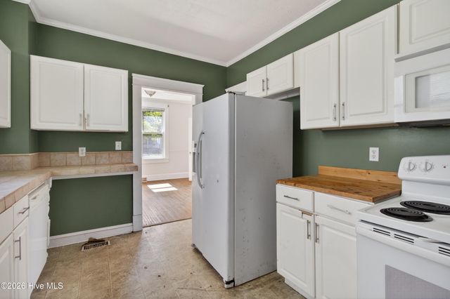 915 N Road Street, Elizabeth City, NC 27909