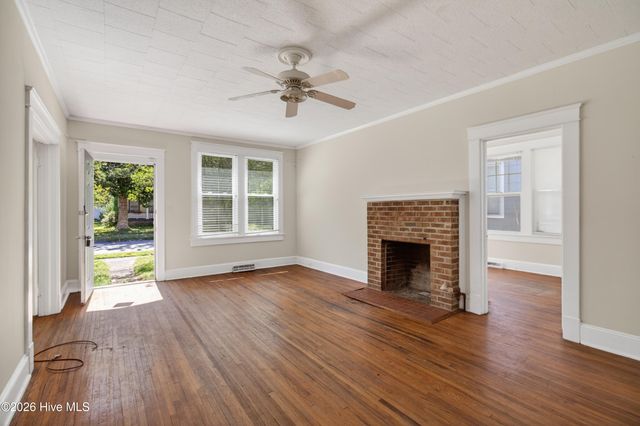 915 N Road Street, Elizabeth City, NC 27909