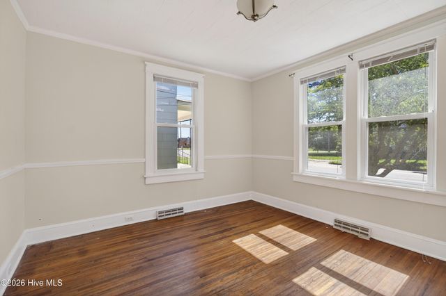 915 N Road Street, Elizabeth City, NC 27909