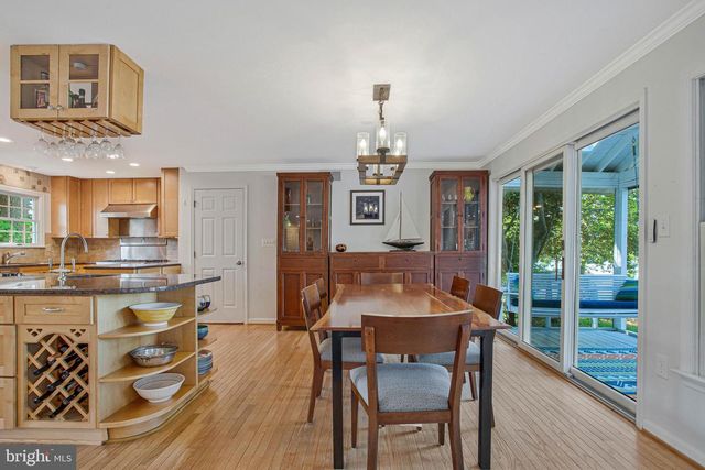 528 GRAYS CREEK RD, Pasadena, MD 21122