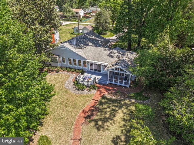 528 GRAYS CREEK RD, Pasadena, MD 21122