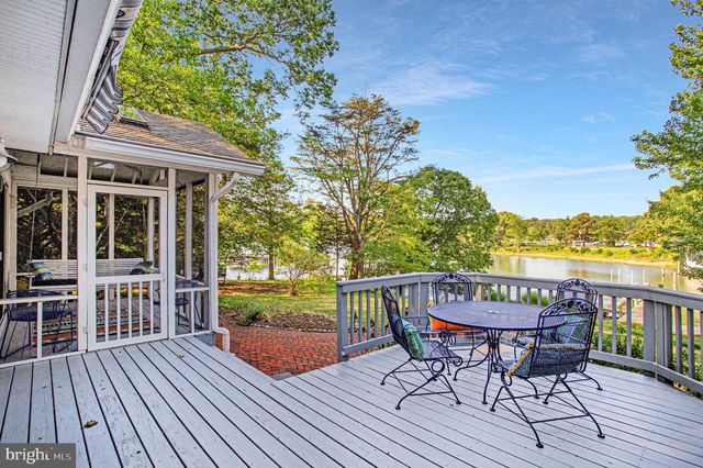 528 GRAYS CREEK RD, Pasadena, MD 21122