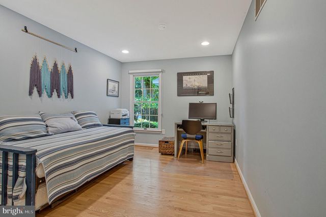 528 GRAYS CREEK RD, Pasadena, MD 21122