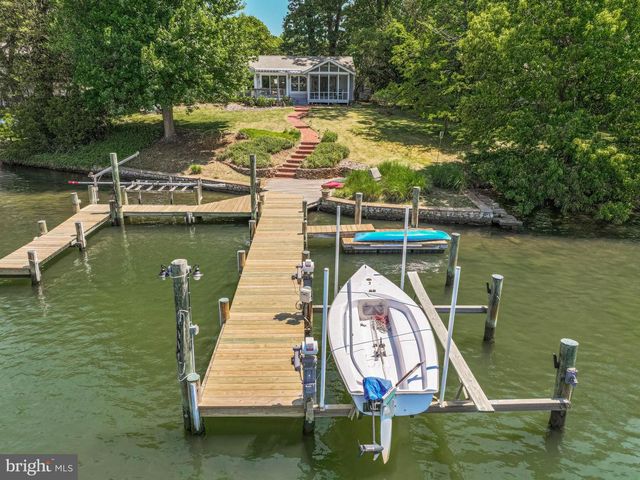 528 GRAYS CREEK RD, Pasadena, MD 21122