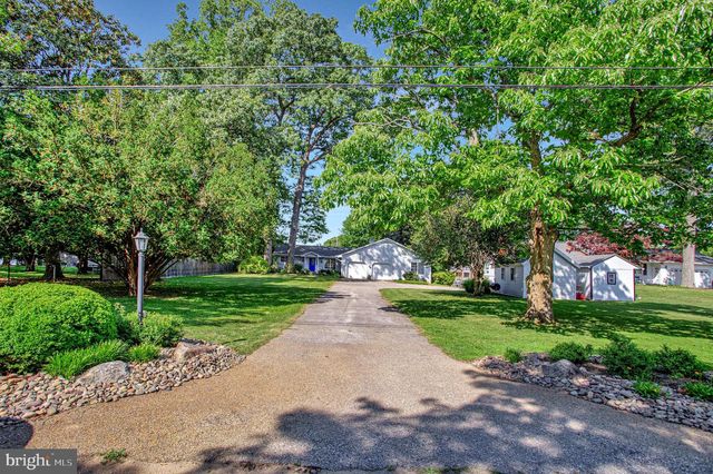 528 GRAYS CREEK RD, Pasadena, MD 21122