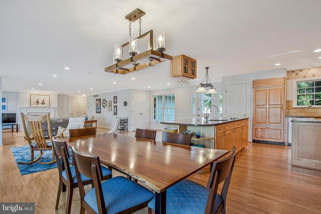 528 GRAYS CREEK RD, Pasadena, MD 21122