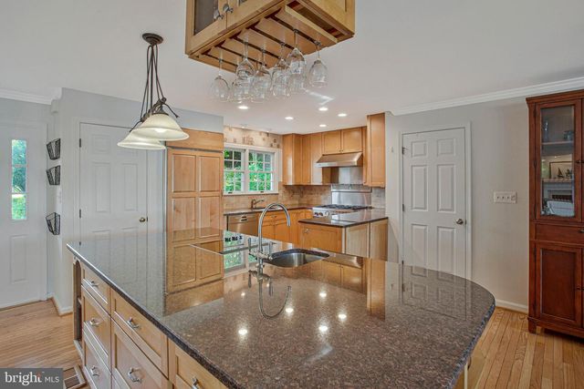 528 GRAYS CREEK RD, Pasadena, MD 21122