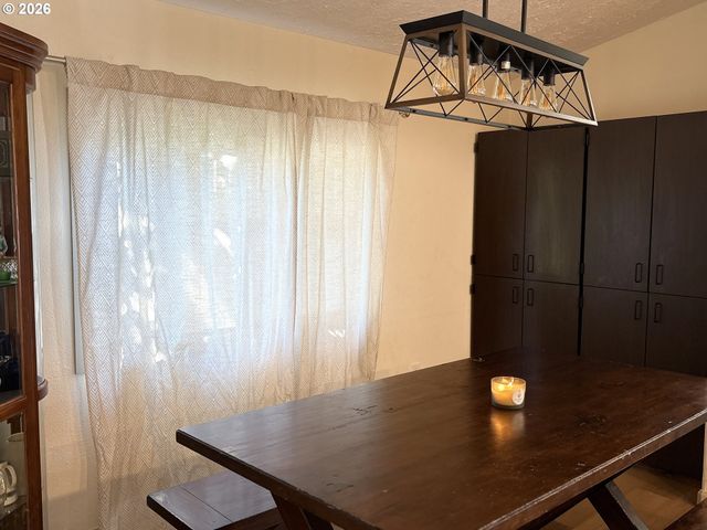 18780 CENTRAL POINT Rd 7, Oregon City, OR 97045
