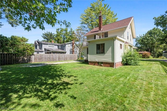 240 Prospect Street, Berea, OH 44017