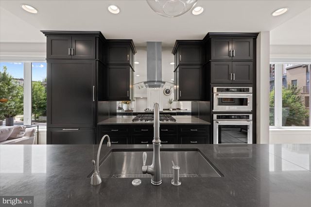 6727 EAMES WAY, Bethesda, MD 20817