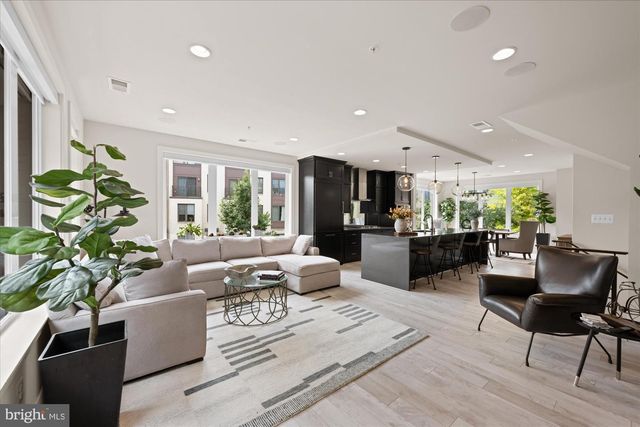 6727 EAMES WAY, Bethesda, MD 20817