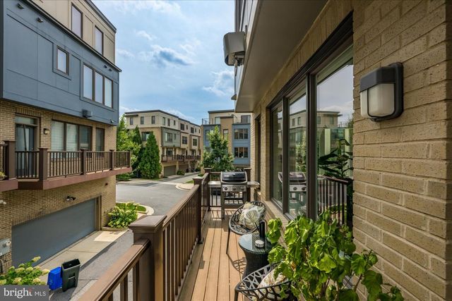 6727 EAMES WAY, Bethesda, MD 20817
