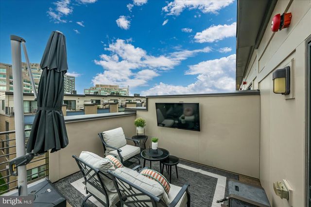 6727 EAMES WAY, Bethesda, MD 20817