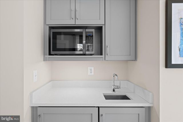 6727 EAMES WAY, Bethesda, MD 20817