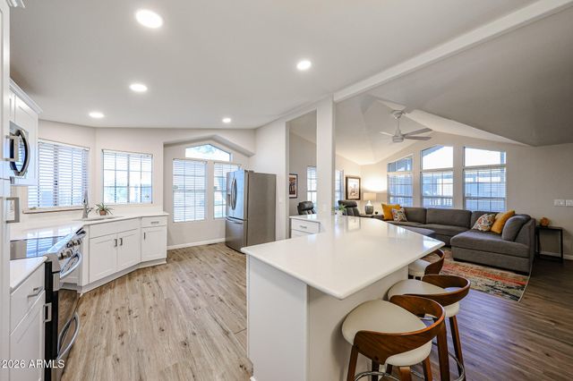 3901 E PINNACLE PEAK Road 109, Phoenix, AZ 85050