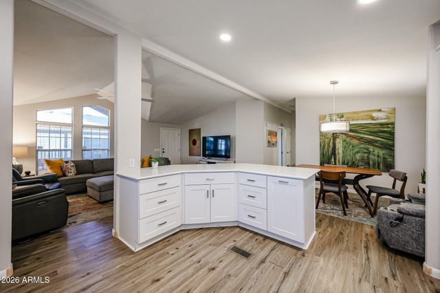 3901 E PINNACLE PEAK Road 109, Phoenix, AZ 85050